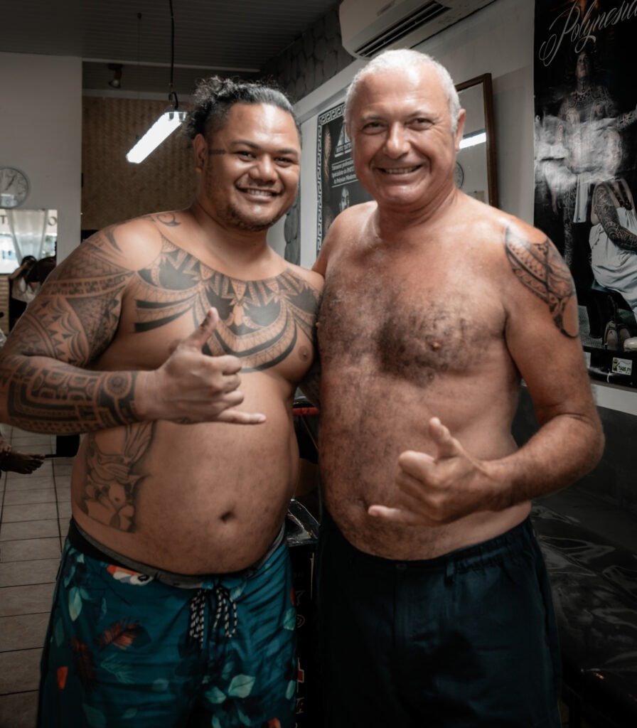 tattoo session, tatouage polynésien, tahiti