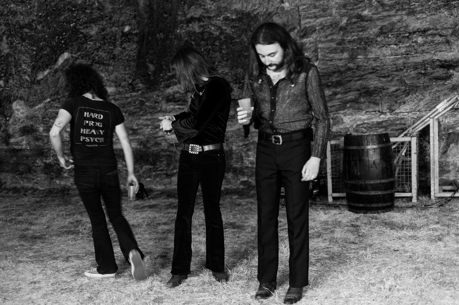 reportage photographie noir et blanc coulisses festival groupe rock breton moundrag 