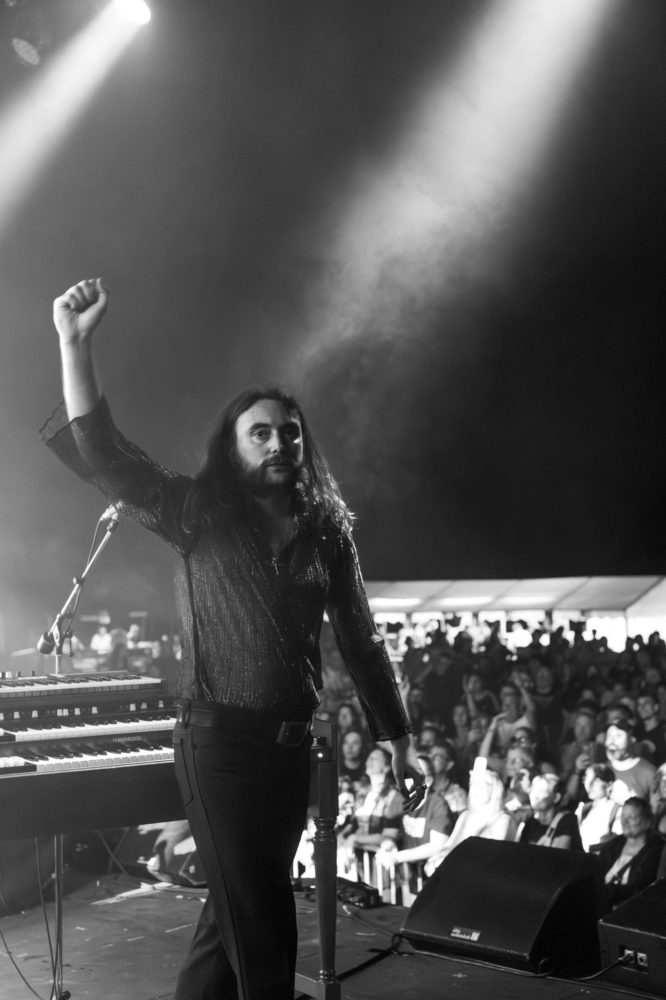 reportage photographie noir et blanc concert festival groupe rock breton moundrag 