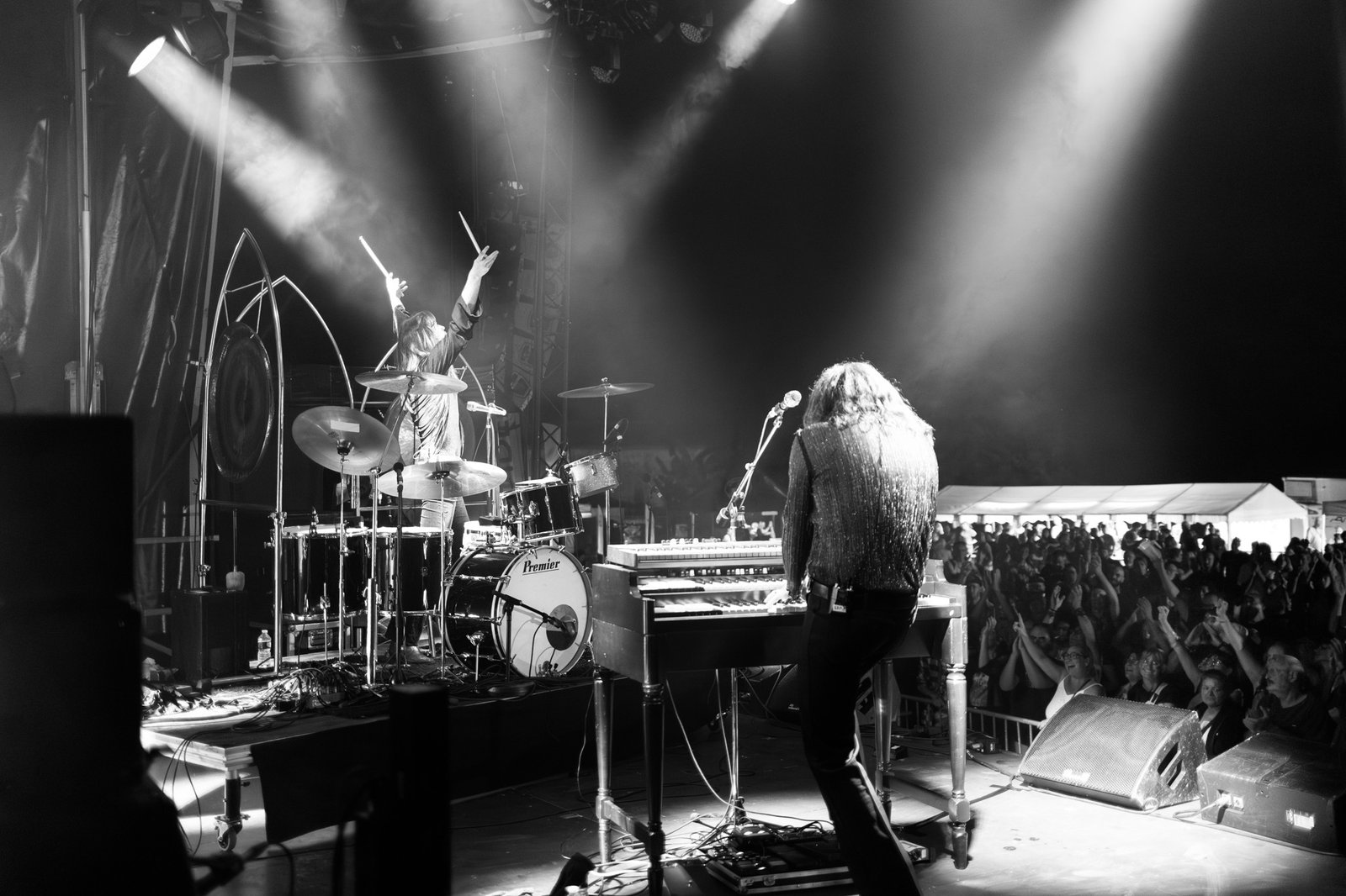 reportage photographie noir et blanc concert festival groupe rock breton moundrag 