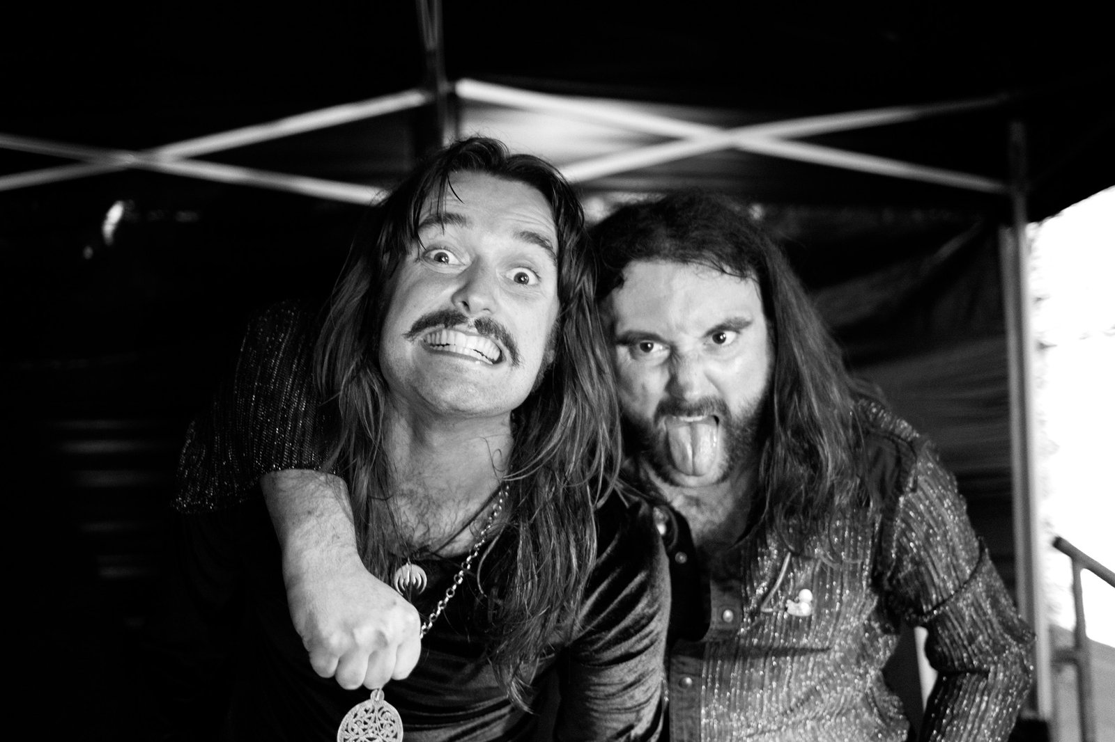 reportage photographie noir et blanc coulisses festival groupe rock breton moundrag 
