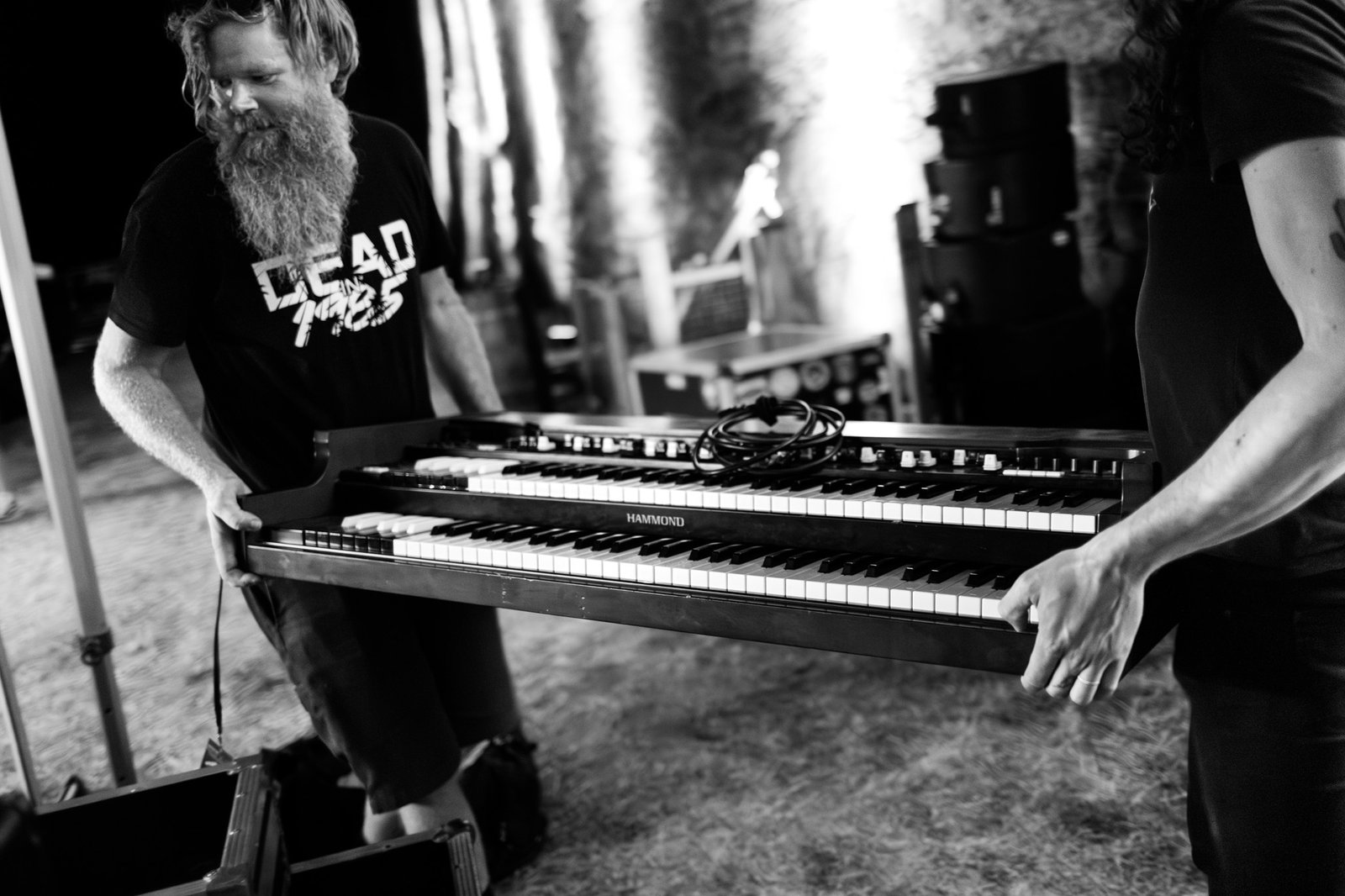reportage photographie noir et blanc coulisses festival groupe rock breton moundrag 