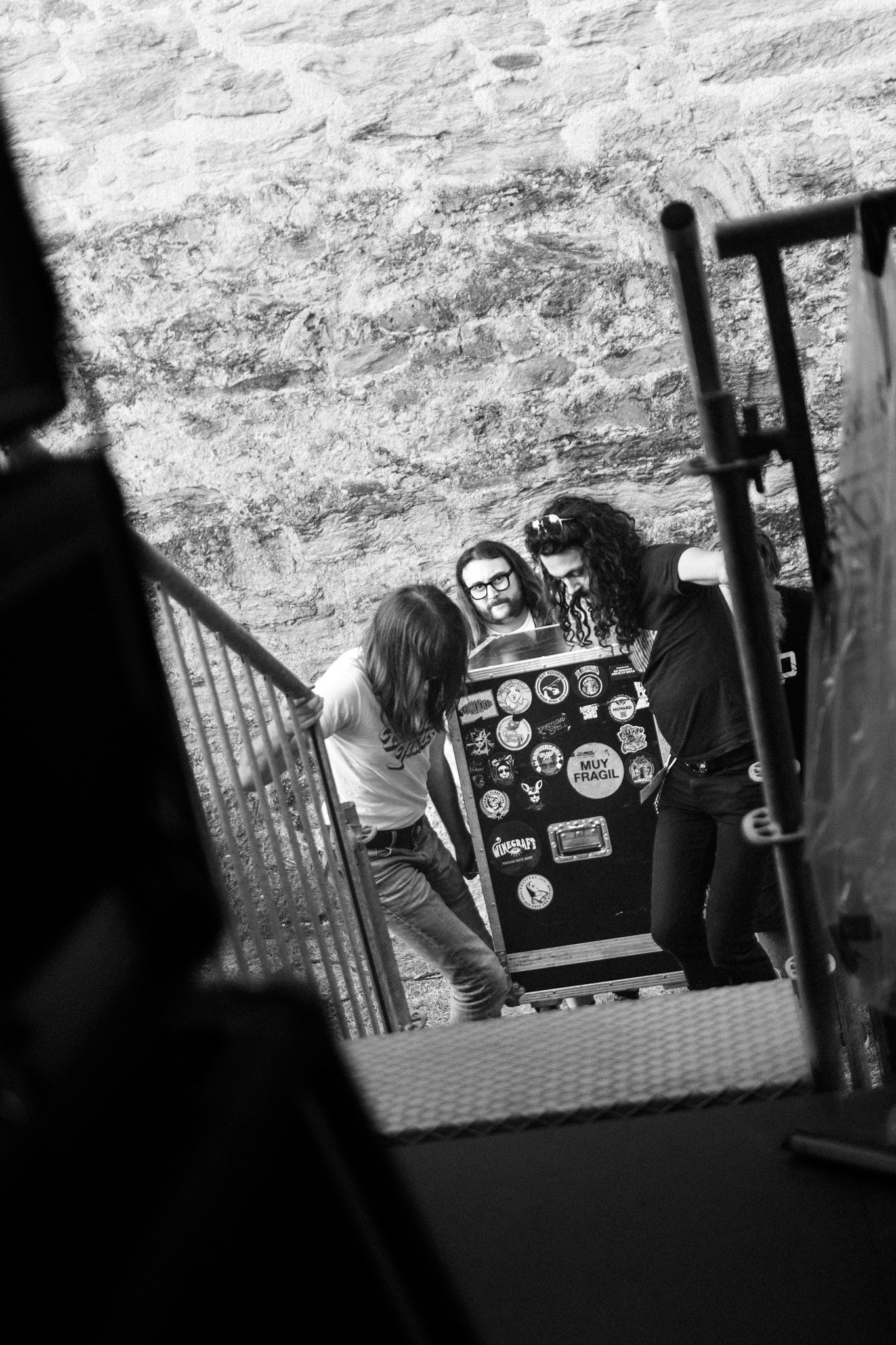 reportage photographie noir et blanc coulisses festival groupe rock breton moundrag 